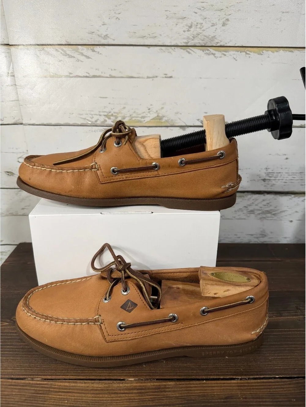 Sperry Top-Sider Authentic Original 2-Eye Boat Shoe - Mens Size 9.5